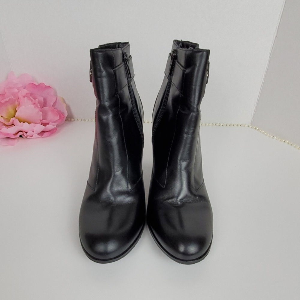 Antonio Melani Black Leather Ankle Boots